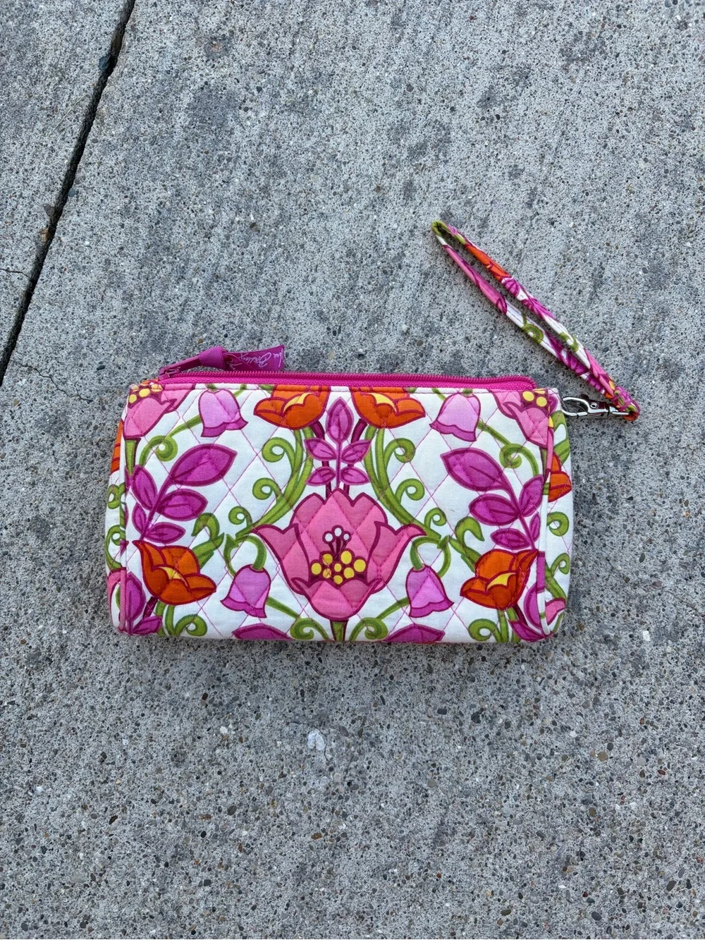 Vera Bradley Pink zippered turn lock wallet clutch quilted - Picture 3 of 4